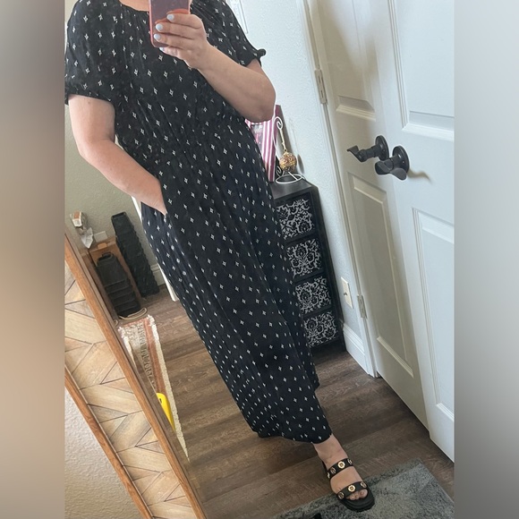 LOFT Black and White Jumpsuit - Picture 1 of 8